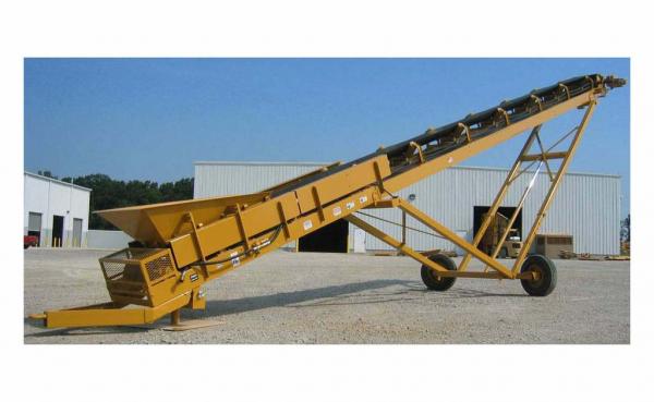 Ленточный перегружатель зерна